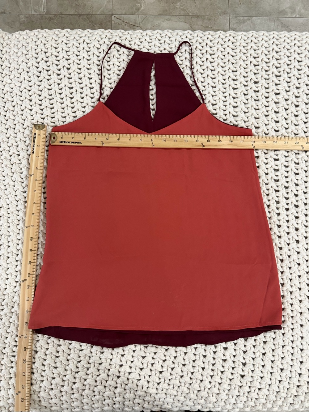 Express Spaghetti Strap Downtown Reversible Tank Top in Burgundy and Muted Coral - Picture 7 of 9